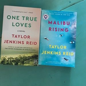 Taylor Jenkins Reid bundle